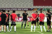 开云体育官网-16面国旗等待飘扬 中越之战最后踩场国足三人缺阵